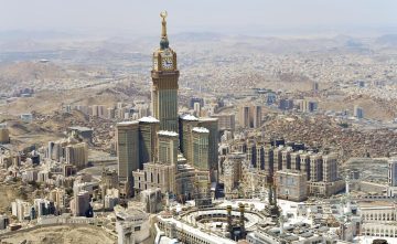 100 ألف ريال غرامة من ينقل حاملي تأشيرة الزيارة لم…
